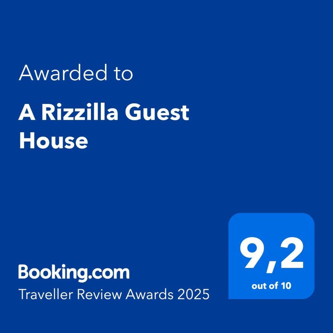 A Rizzilla Guest House Nicotera Eksteriør bilde